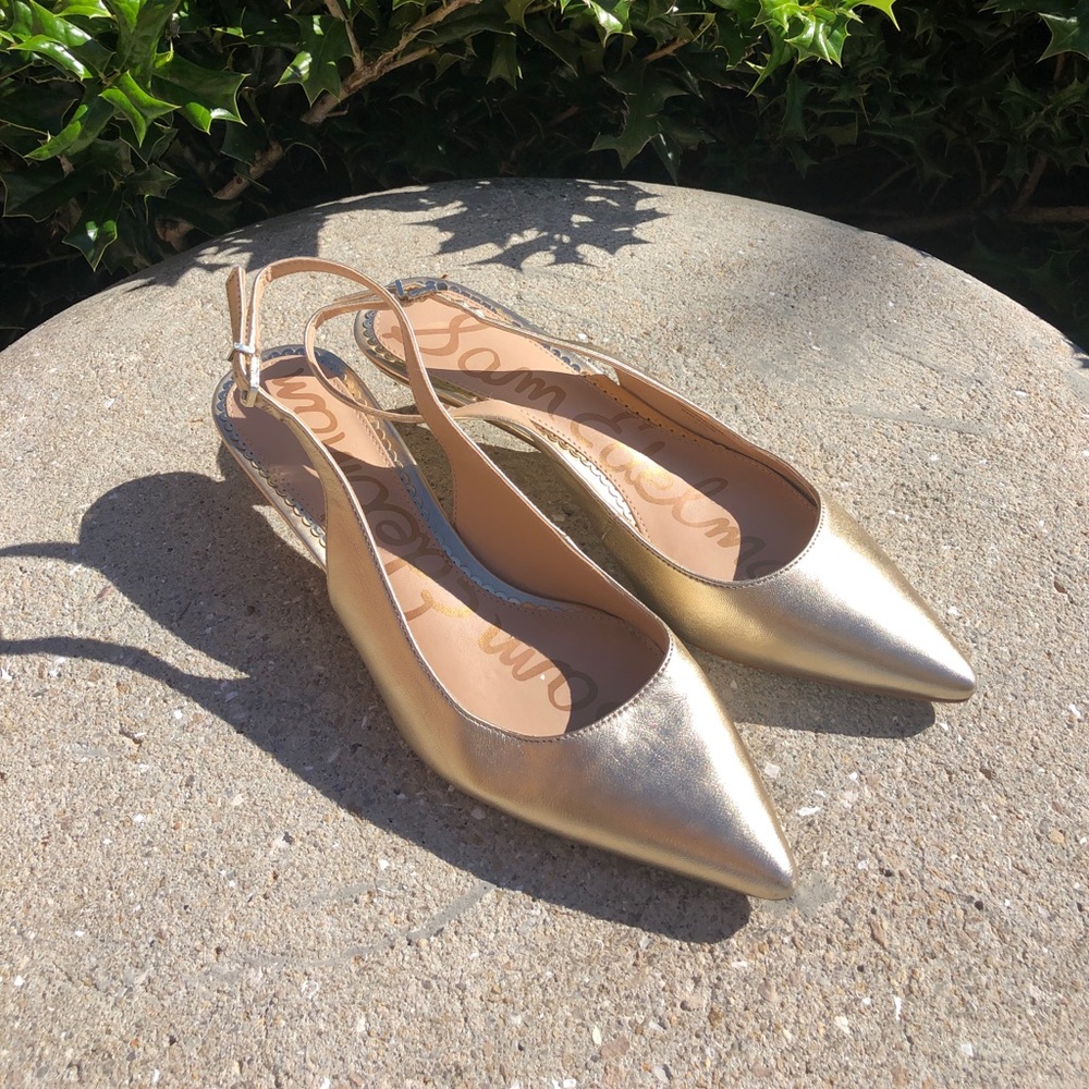 Gold Kitten Heels 🌟
